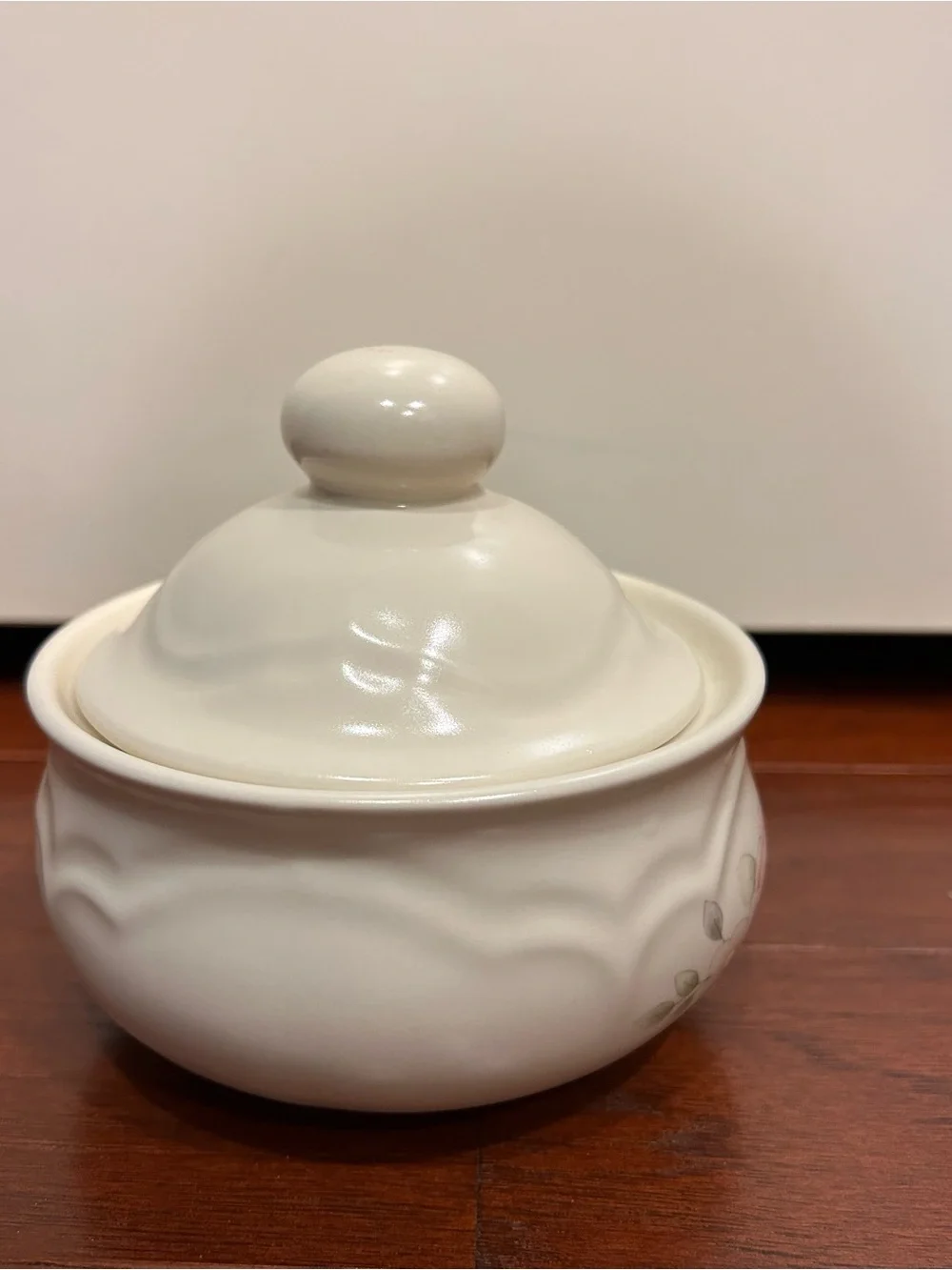 Vintage Pfaltzgraff Tea Rose Butter tub or spice/sugar tub and Lid
